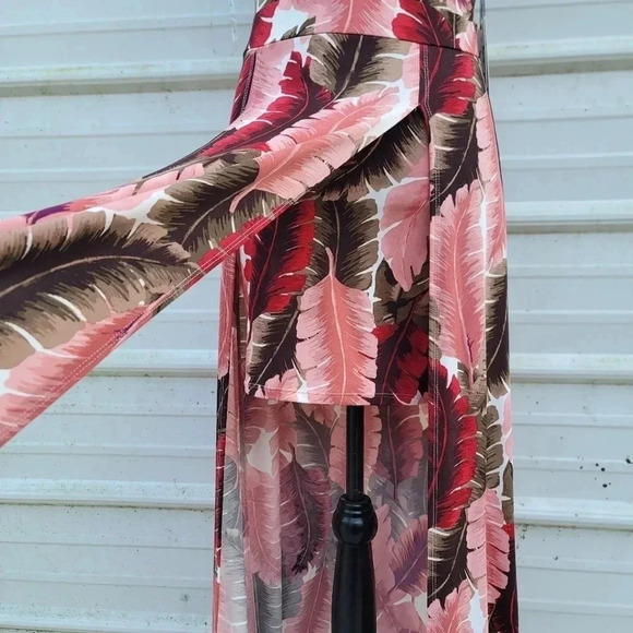 NWT IRIS Feather Print Sleveless MAXI DRESS Two SLITs Jersey Stretch sz M - Picture 10 of 14